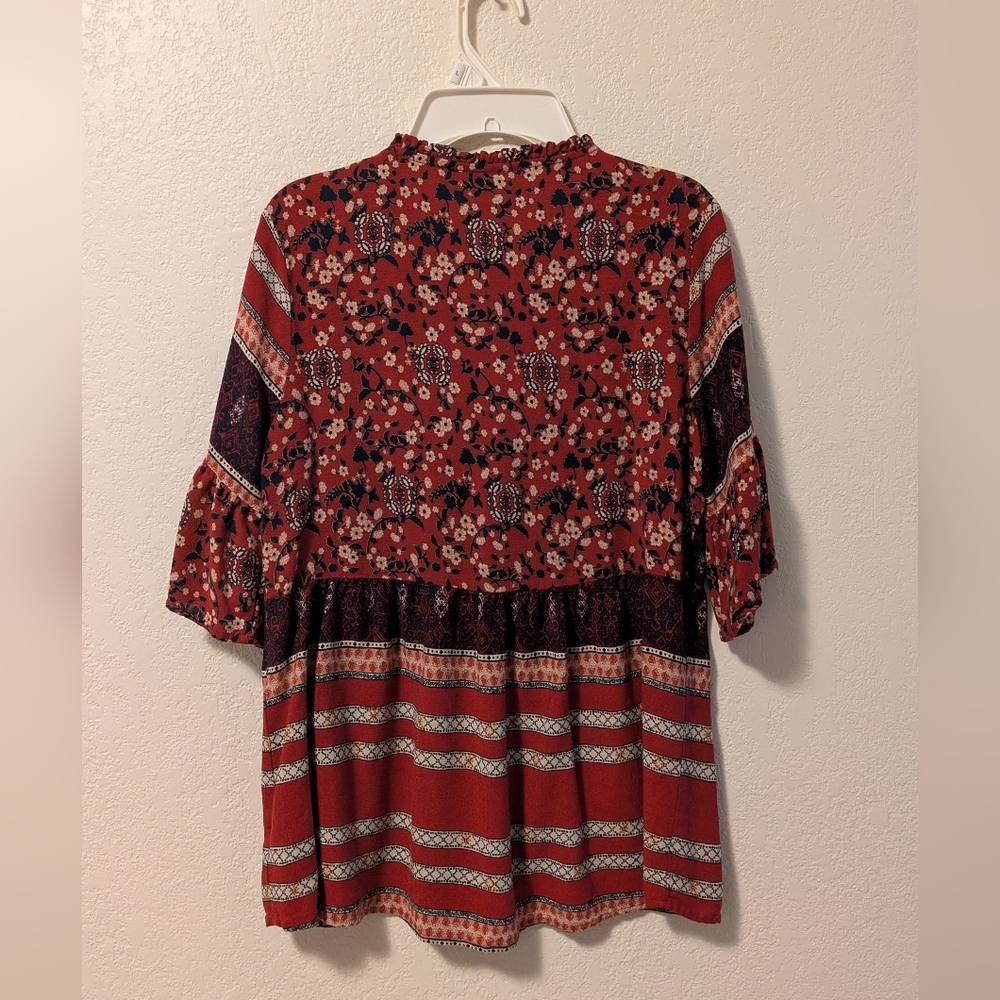 Knox Rose Multicolor Floral Blouse - Picture 2 of 6